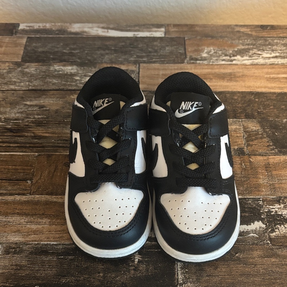 Nike Kids Black and White Sneakers